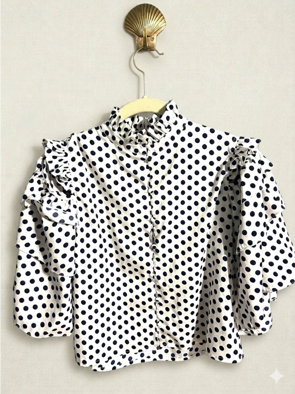 Walter Baker White Navy Polka Dot Ruffle Blouse S Sz S Blue Women Tops Blouses